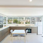 Hola Marbella Cozy Penthouse Old Town & Beach