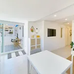 Hola Marbella Cozy Penthouse Old Town & Beach